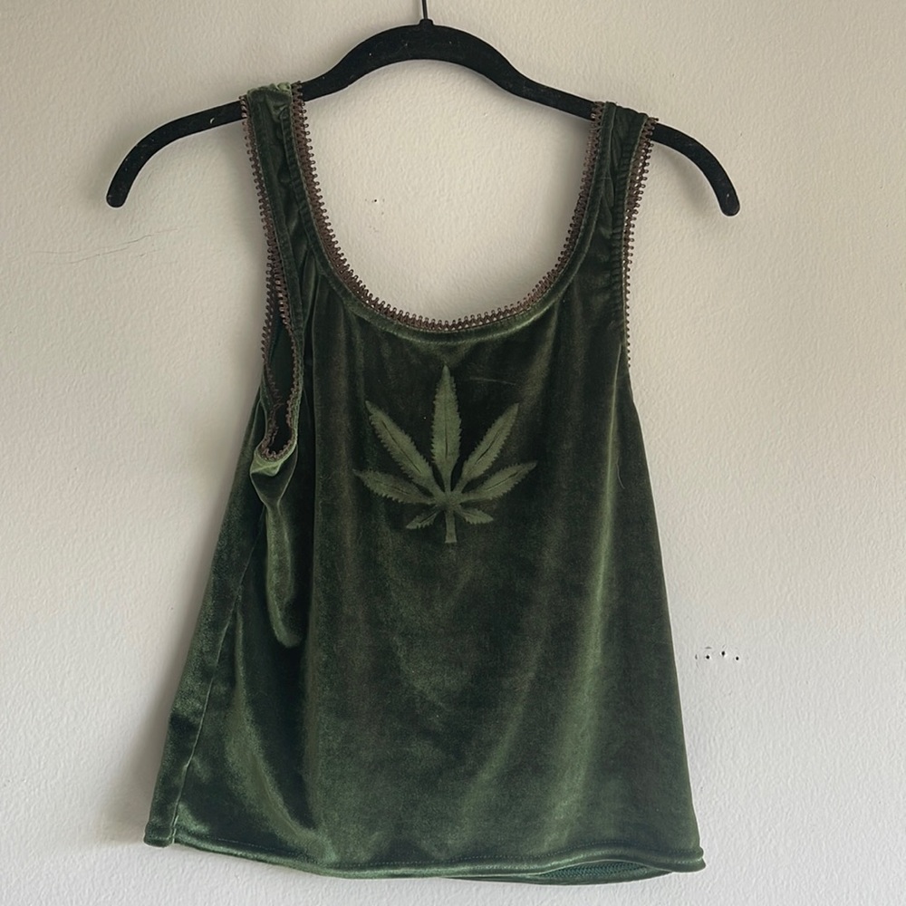 Cute velvet green weed tank 🌱